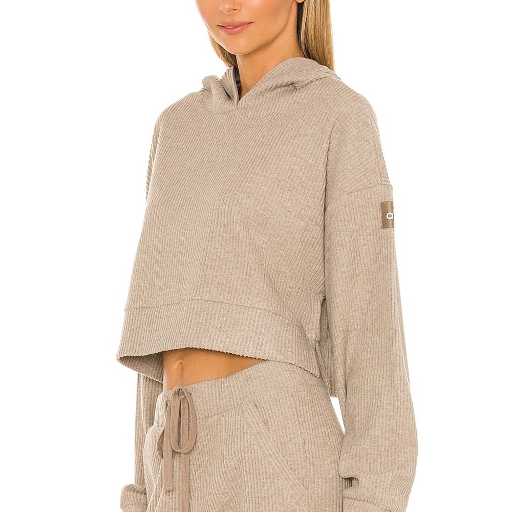 Alo Yoga Muse Hoodie in Gravel Heather $108 Retail Sold Out Size